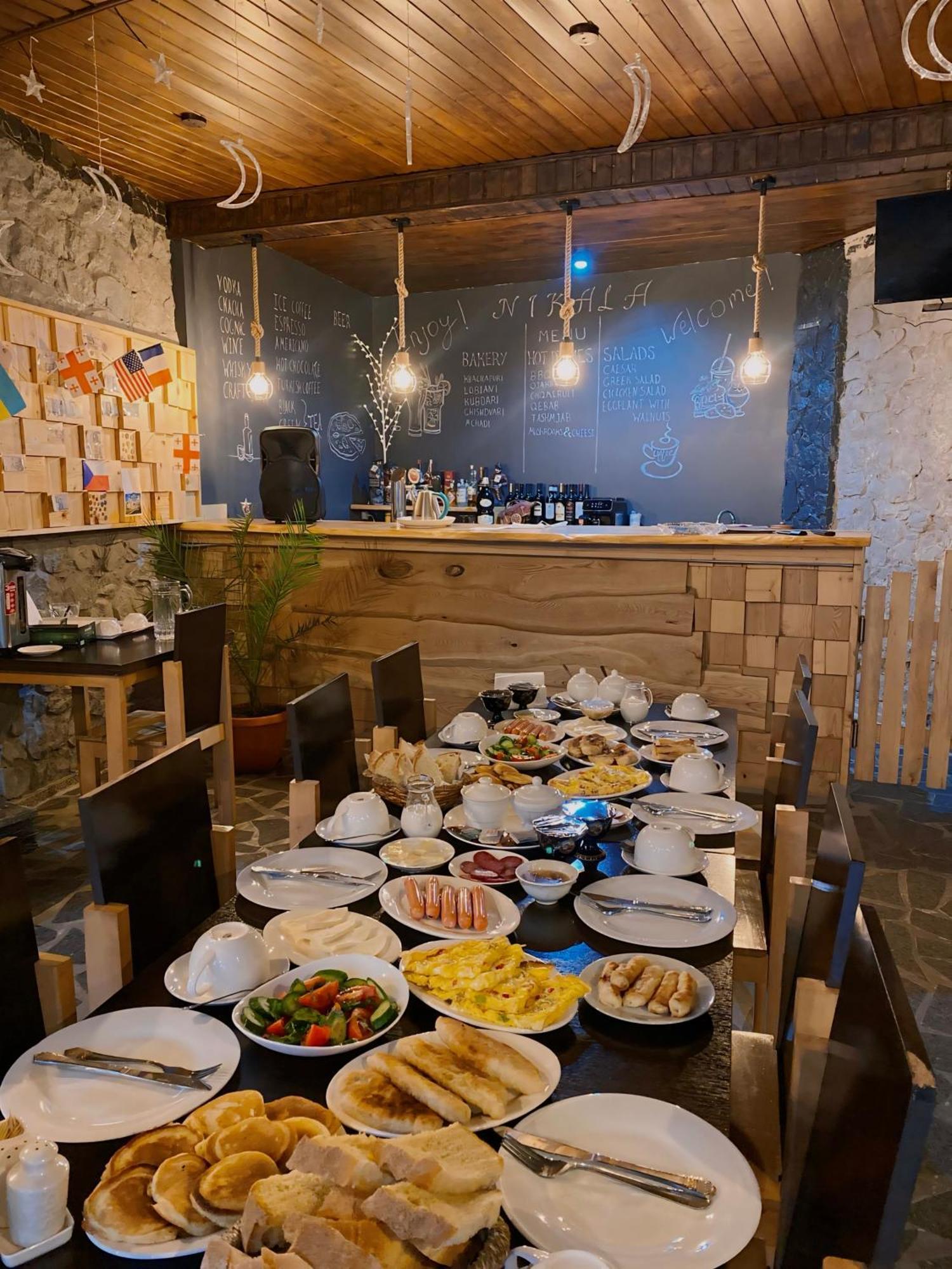 Guest House Nikala Mestia Ngoại thất bức ảnh